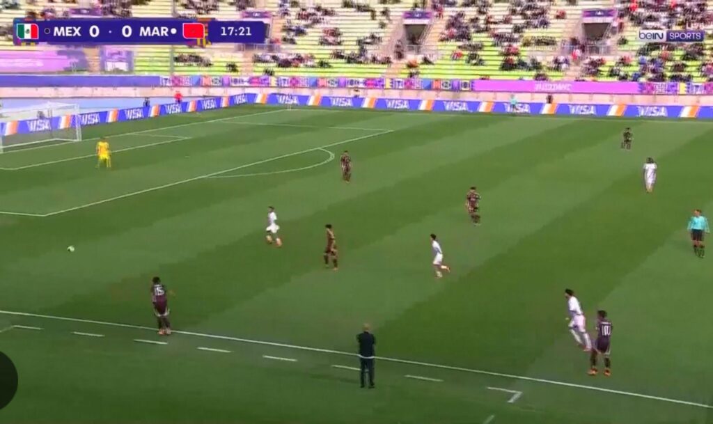 حتى الآن، المباراة بين المنتخب المغربي والمكسيكي متساوية 0-0، والمغرب يتميز بأدائه المعتاد.