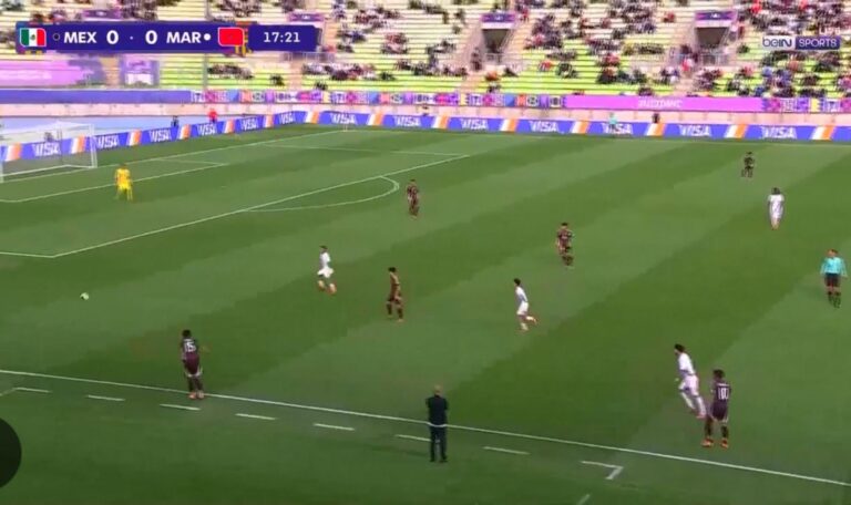 حتى الآن، المباراة بين المنتخب المغربي والمكسيكي متساوية 0-0، والمغرب يتميز بأدائه المعتاد.