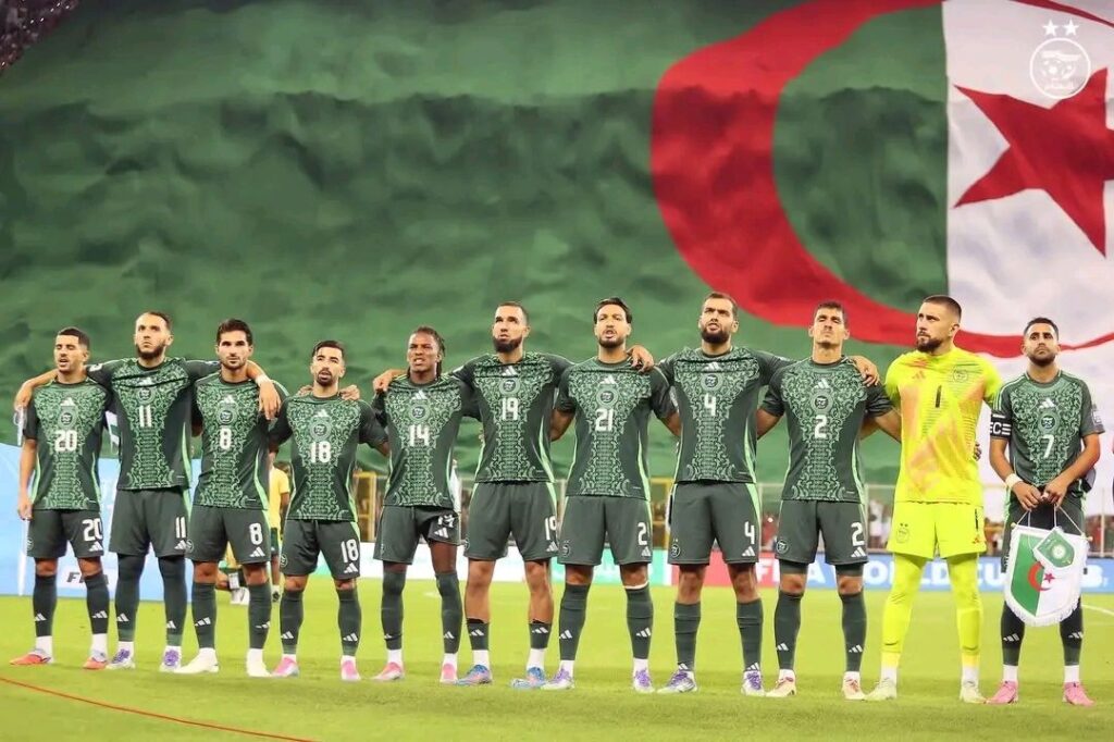 الجزائر تترقب العودة إلى المونديال بأمل كبير، عازمة على تحقيق الحلم الرياضي بإذن الله. 1 الجزائر تترقب العودة إلى المونديال بأمل كبير، عازمة على تحقيق الحلم الرياضي بإذن الله.