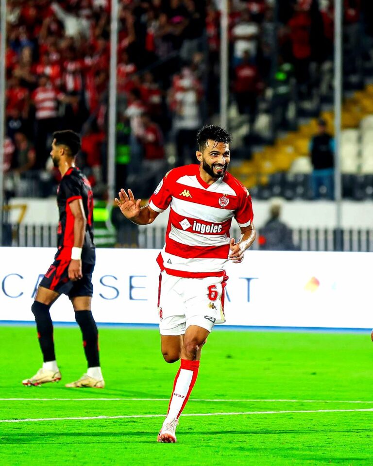 وليد الصبار سيشارك رسميًا في Derby الدار البيضاء ضد الفريق الثالث للمدينة.