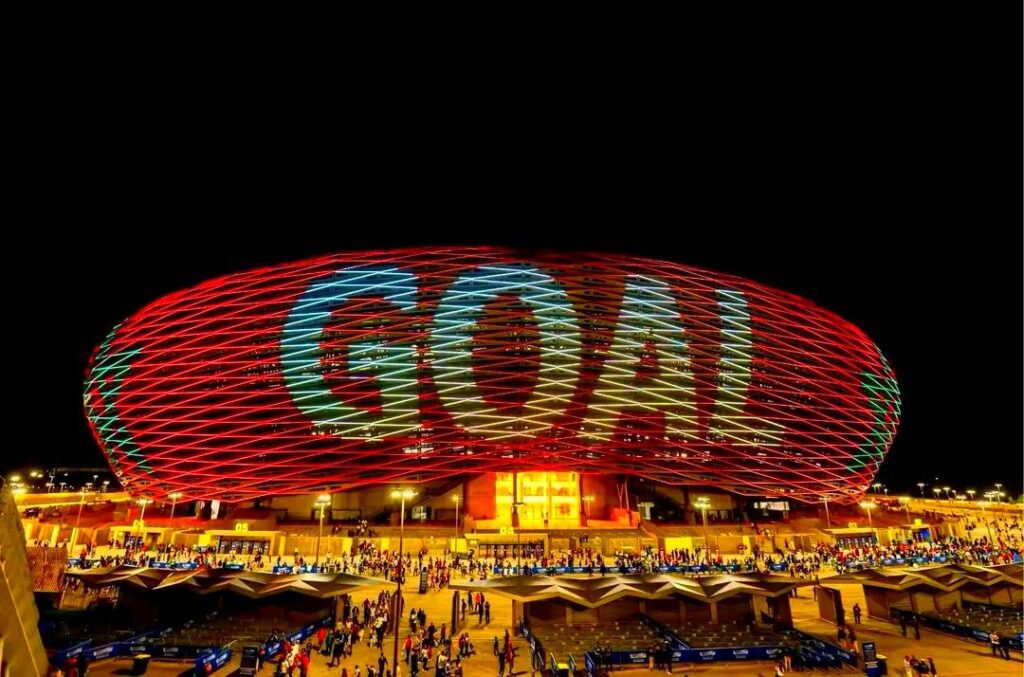 الشركة المغربية 100% المسؤولة عن التصاميم الضوئية المبهرة في ملعب الرباط.