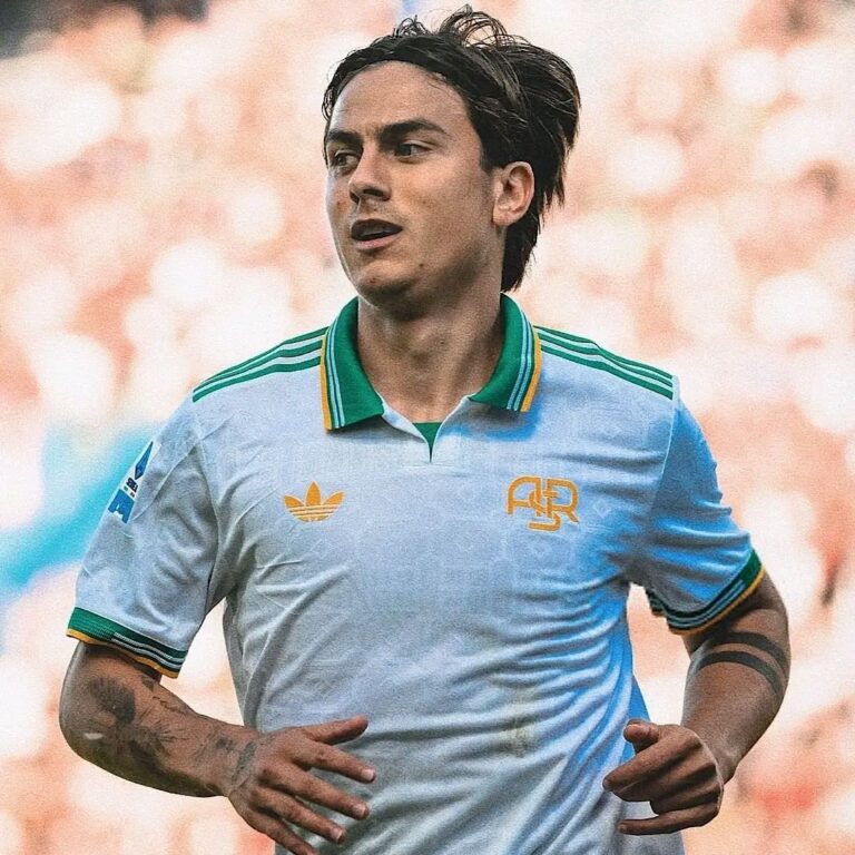 يبدو كأنه من عام 1995: زمن الرجال الأشداء، حيث كانت القيم والمبادئ تحكي قصة الرجولة الحقيقية.