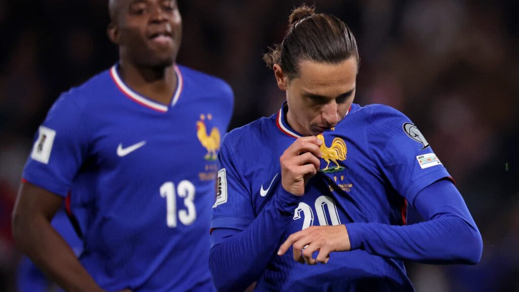 البلوز يواصلون مسيرتهم الناجحة: مبابي مصاب ولن يشارك ضد آيسلندا 1 les Bleus continuent leur sans faute, Mbappé touché et forfait pour l'Islande