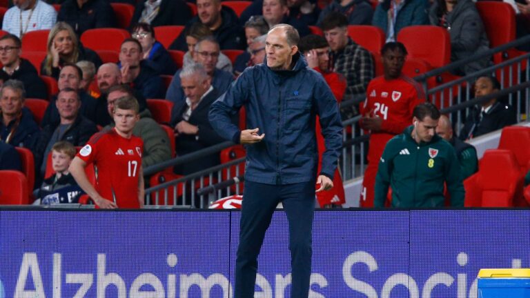 Tuchel allume les supporters anglais pour leur manque de soutien à domicile