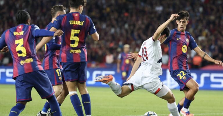 برشلونة يسقط درامياً أمام باريس.. غضب فليك يتصاعد وتوجهات بإبعاد ثلاثي الفريق