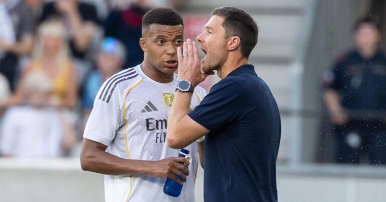 كيليان مبابي يُفجّر أزمة داخل ريال مدريد.. قرار صادم تجاه نجم كبير يهز غرفة الملابس!