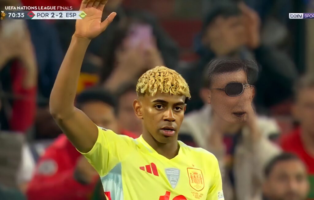 يفكر لامين يامال في اعتزال المنتخب بسبب العنصرية التي يتعرض لها حاليًا.