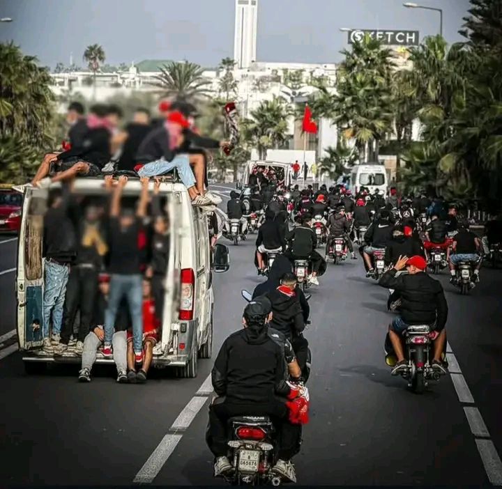 المجتمع أصبح منعزلاً عن الاحتفالات، مما زاد من صعوبة التفاعل الاجتماعي بين الأفراد.