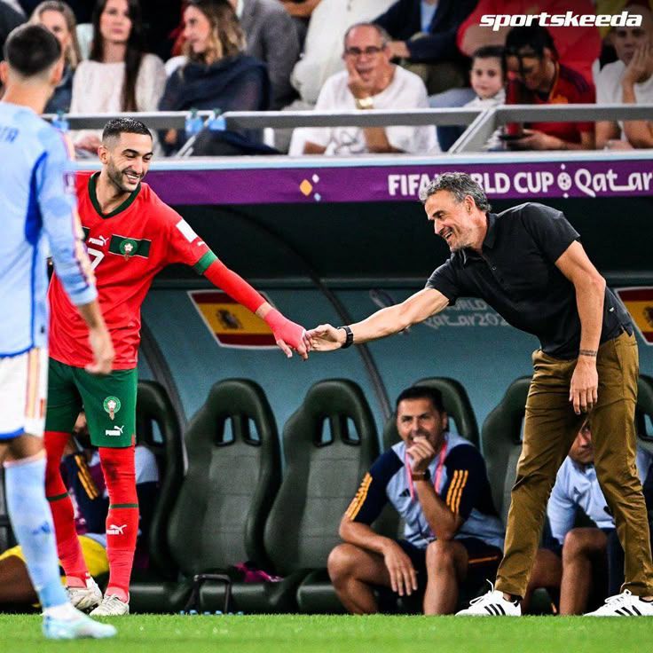 أسوأ مباراة لحكيم زياش في تاريخ لاعبي المنتخب، وتحليل لمستواه الحالي في الفريق.