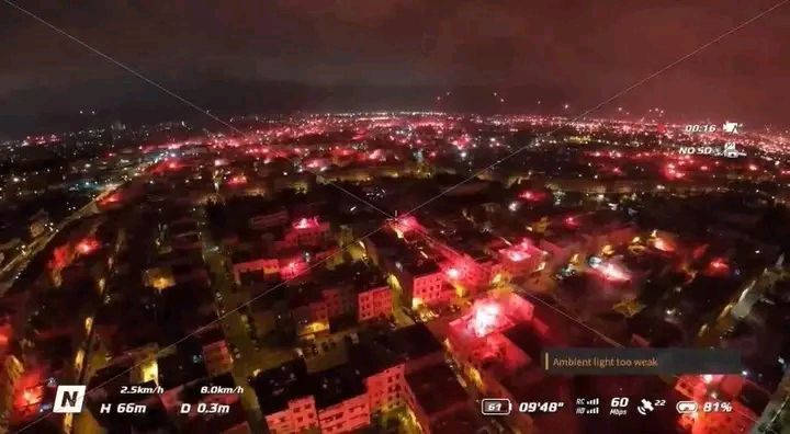 كل ملعب يشهد معركة... من يسعى للمقارنة مع الآخرين في ظل تأكيد جمهورهم أنهم سيظلوا صغارًا دائمًا.