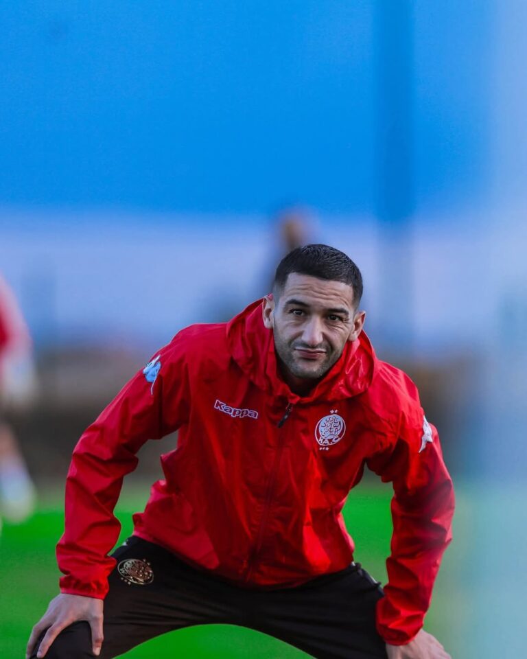 زياش والتخزاز: رحلة صعبة نحو استعادة المستوى، ومع ذلك، لا يوجد بديل له في الساحة.