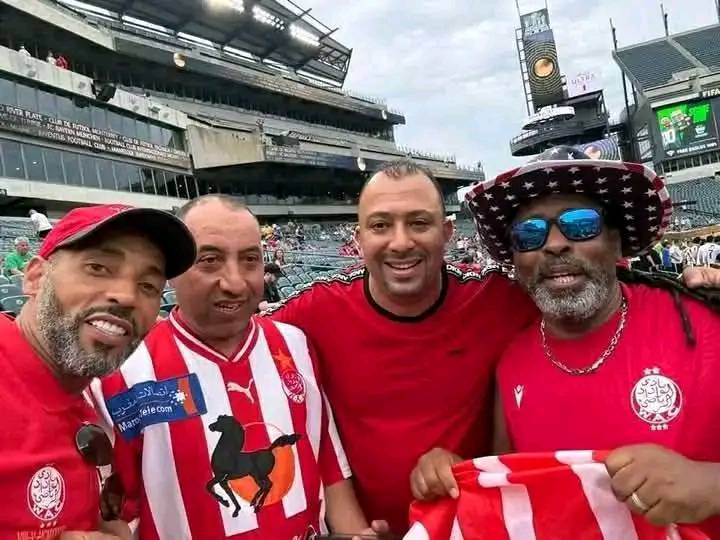 كم من شخص كان مع الناصيري، لكن بعد قدوم أيت منا، تغيرت الأوضاع بشكل ملموس... أما بالنسبة لـ...