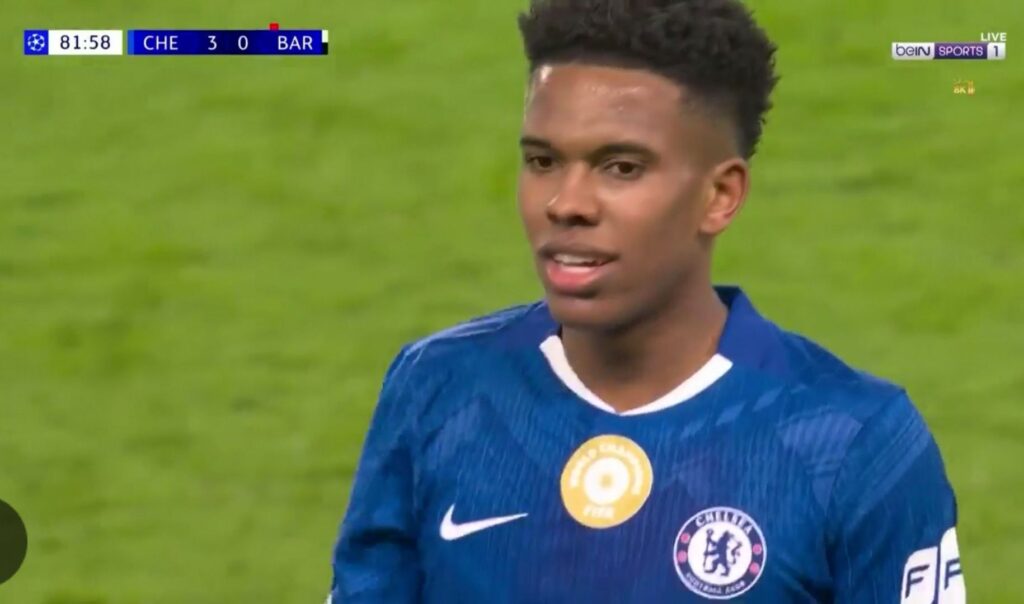 إستيفـاو يحرز 8 أهداف خلال 5 مباريات مع تشيلسي في سن الـ18، والبرازيل تشهد بداية واعدة لموهبته.