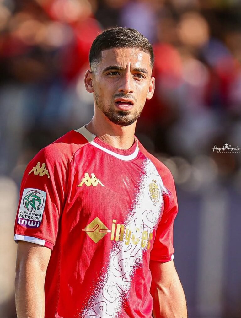 السبب وراء المطالبة بوجود لاعبين جاهزين: فمع وجود لاعب ضعيف الأداء، لن تكون بحاجة إلى...