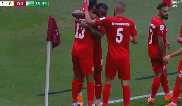 منتخب البحرين يتأهل رسميًا إلى كأس العرب بعد فوزٍ على جيبوتي، ليصطدم بالجزائر في مواجهة مثيرة.