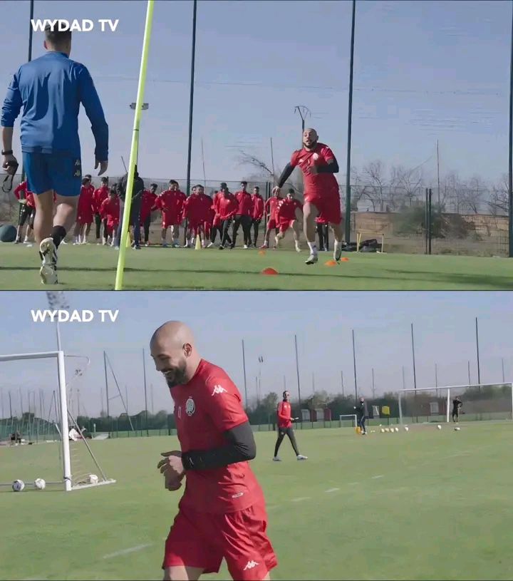 نهار طويل شهد تساؤلات حول مستقبل أمرابط، وكأن البعض يعتقد أنه سيبقى لفترة قصيرة ثم يغادر سريعاً.