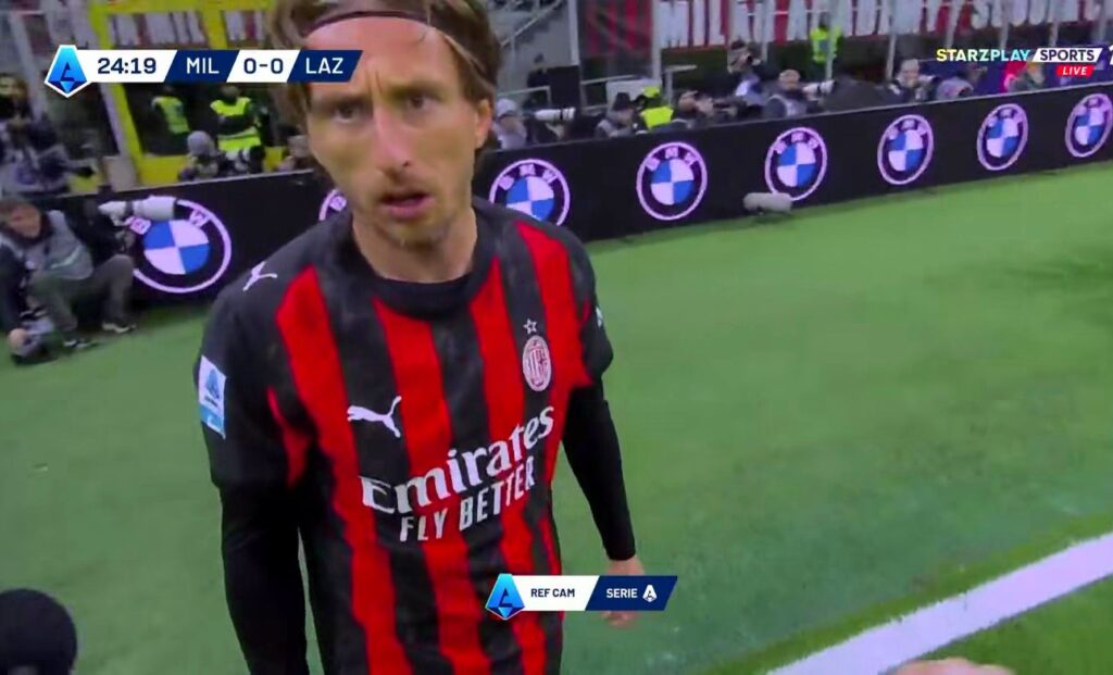 الأمير يزور ميلانو، والميلان يستعيد صدارة الدوري الإيطالي بعد غياب طويل...