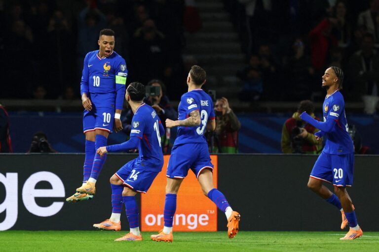 le résumé de la victoire des Bleus, qualificative pour la Coupe du monde 2026