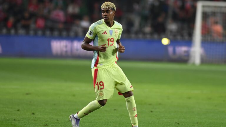 De la Fuente remonté contre le Barça après l'opération non-annoncée de Yamal