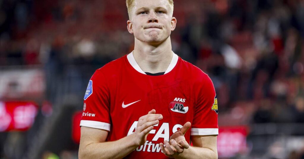 مقارنة مثيرة بين نجم شاب ونجم برشلونة – الجول