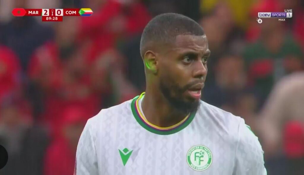 تحية إجلال لمنتخب جزر القمر المسلم، منتخب يستحق الاحترام والتقدير من كل عربي.