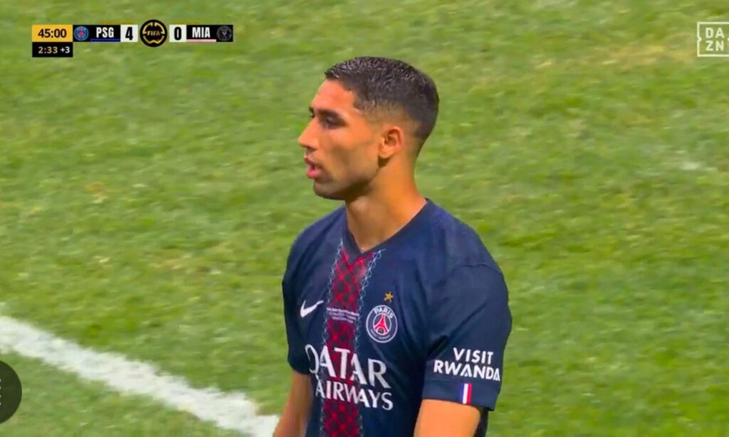 تهانينا لأشرف حكيمي على تحقيق سداسية تاريخية في مسيرته المذهلة!