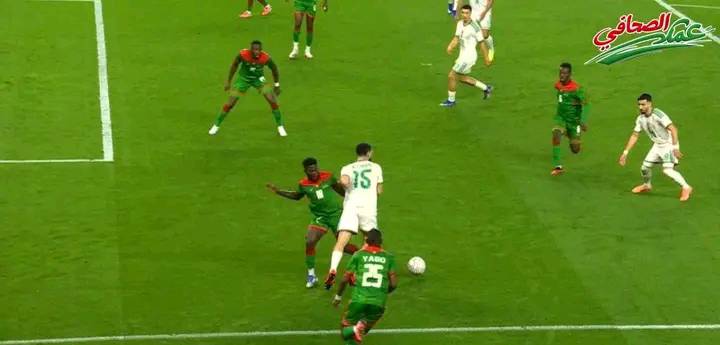 الجزائر تسعى للفوز بالكأس بطرق غير مشروعة، وضربة جزاء مثيرة للجدل تثير الجدل حول نزاهة البطولة.