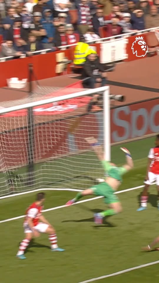 لياندرو تروسارد يسجل هدفاً مميزاً في شباك أرسنال