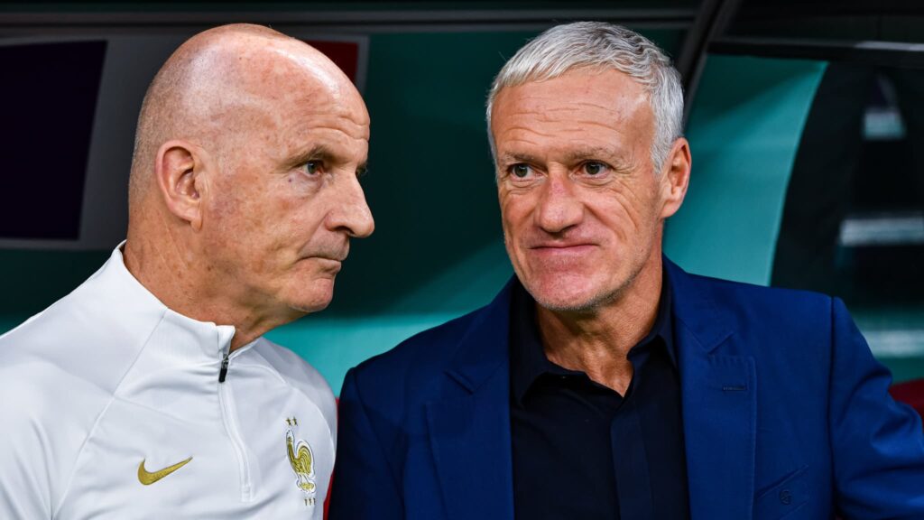 comment le staff des Bleus procède pour trouver un camp de base