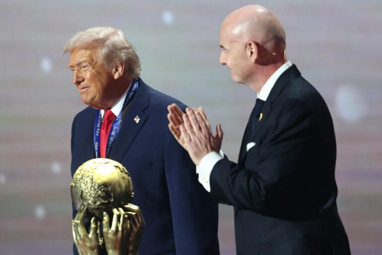 Le président de la FIFA, Gianni Infantino, exécutant docile de Donald Trump