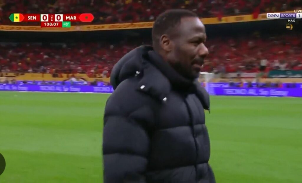 مدرب السنغال بابي دياو، بحسب صحيفة ماركا الإسبانية، يعد عاراً على كرة القدم الأفريقية.