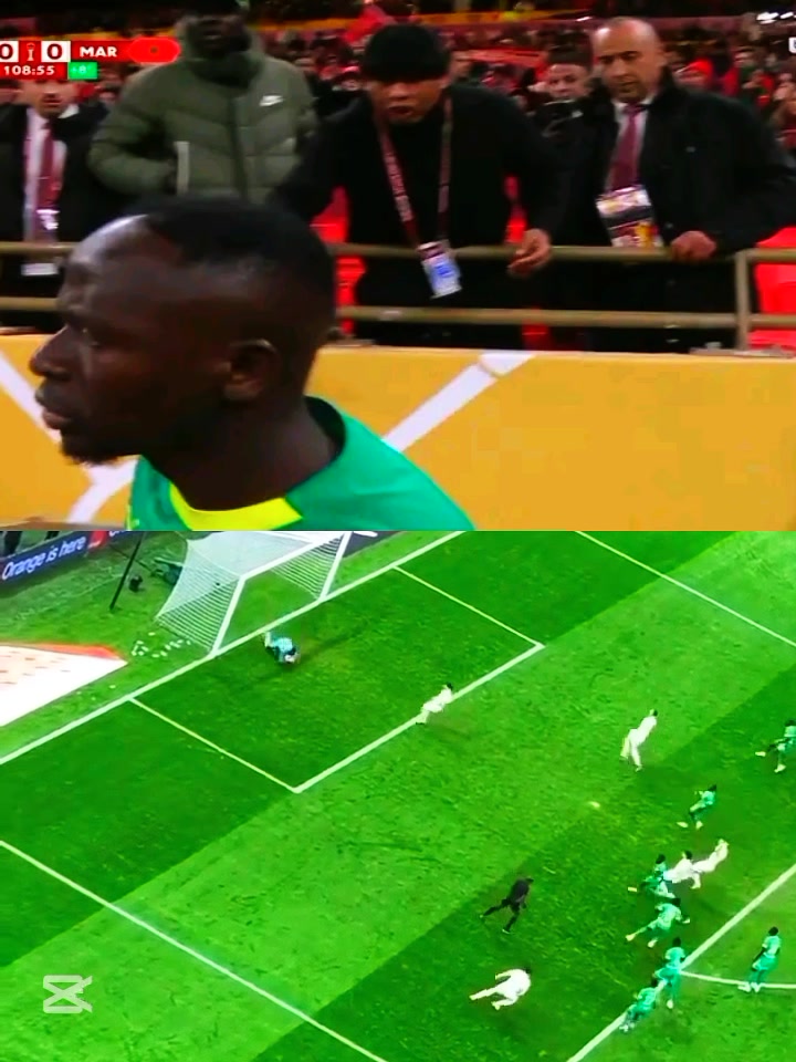 الدقيقة 98، حارس مرمى فريقك يتصدى لركلة جزاء، بينما اللاعبون يتمنون لو كانت الأمور مختلفة!