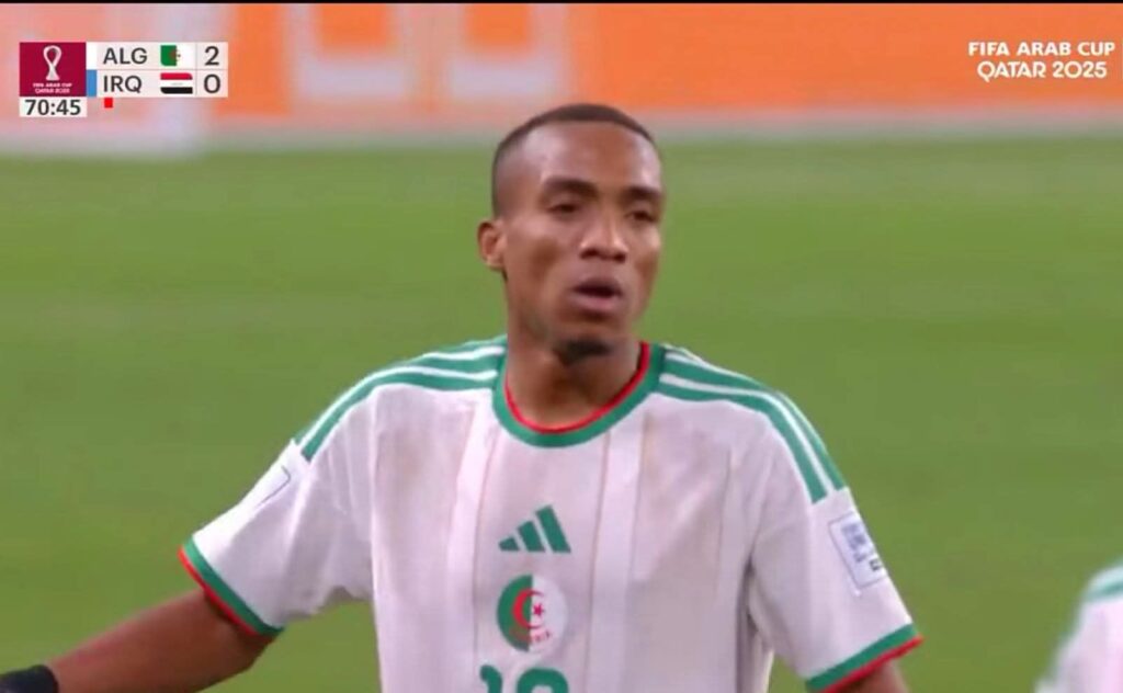 سبورتينغ لشبونة يراقب عن كثب إمكانية ضم المدافع الجزائري أشرف ع...، في خطوة لتعزيز خط الدفاع بالفريق.