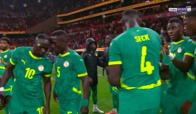 رفض الاتحاد الأفريقي لكرة القدم الشكوى المقدمة من الجامعة الملكية المغربية بسبب انسحاب فريقها.