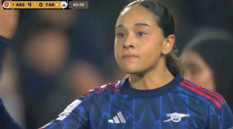 الجيش الملكي يتلقى هزيمة ثقيلة أمام أرسنال الإنجليزي: 0-4 في الدقيقة 40.