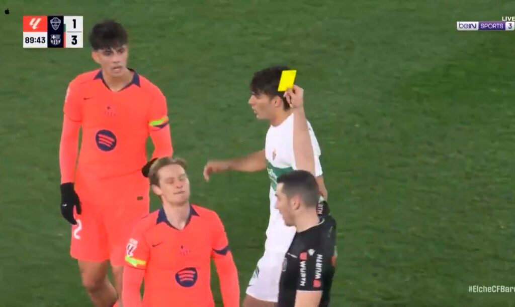 برشلونة الفريق الوحيد عالميًا؛ إن لم يحقق ثلاثية أو رباعية، يُعتبر كأنه...