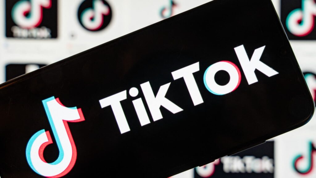 la FIFA va donner accès aux conférences de presse et aux séances d’entraînement à des créateurs TikTok