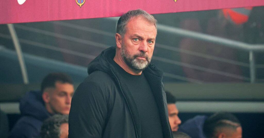 هانسي فليك يكتشف خيانة جديدة في برشلونة… ضربة موجعة قبل نهاية الموسم! – الجول