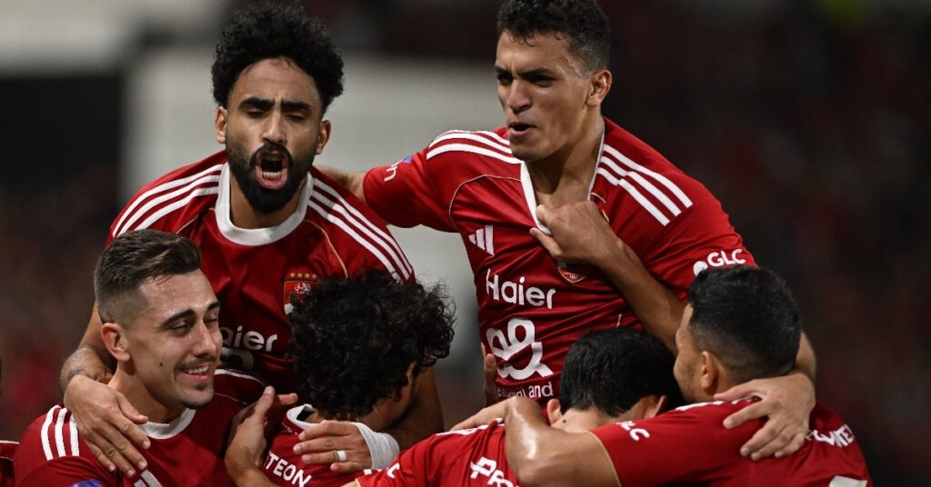 قرار مفاجئ يمنع رحيل نجم الأهلي… ومهاجم من العيار الثقيل يقترب بشدة! – الجول