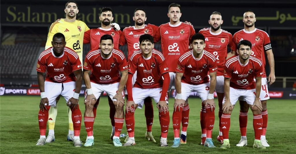 زلزال في الأهلي قبل غلق الميركاتو.. نجم الفريق يضع الإدارة في موقف حرج ويهدد بمغادرة النادي مجانًا نهاية الموسم!