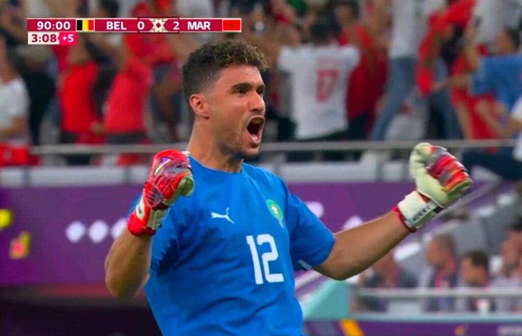 أول مولود للخلوق منير المحمدي، وغياب التهاني من الجميع.