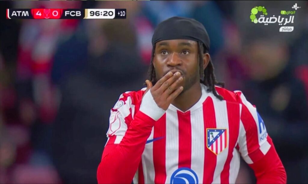 الأتليتيكو يُظهر أداءً هجوميًا مذهلاً ويحقق انتصارات كاسحة بخمسة وأربعة أهداف بعد غياب طويل عن هذا النوع من اللعب.