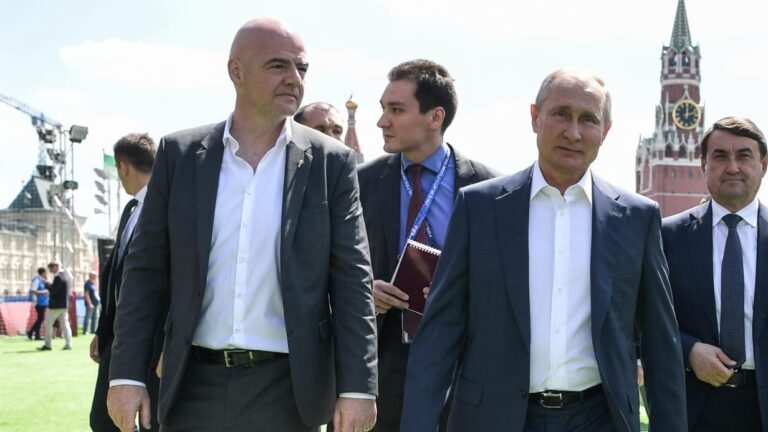 Infantino ouvre la porte à la fin des sanctions contre la Russie